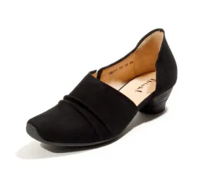 Think! Aida Women's 86240 Suede Pumps