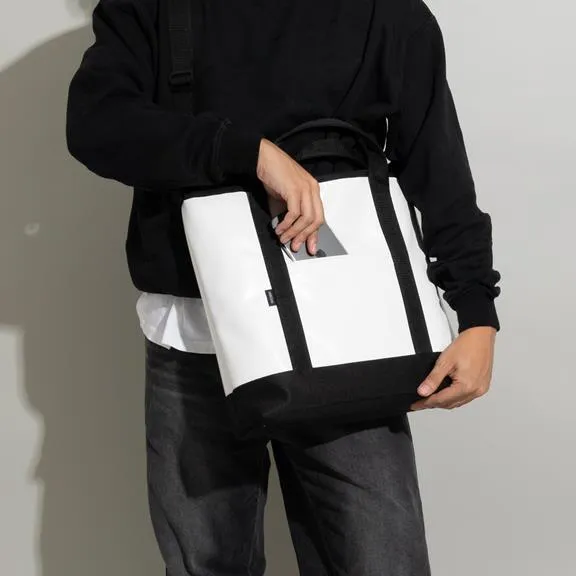 UNBEGUN Tote Bag White